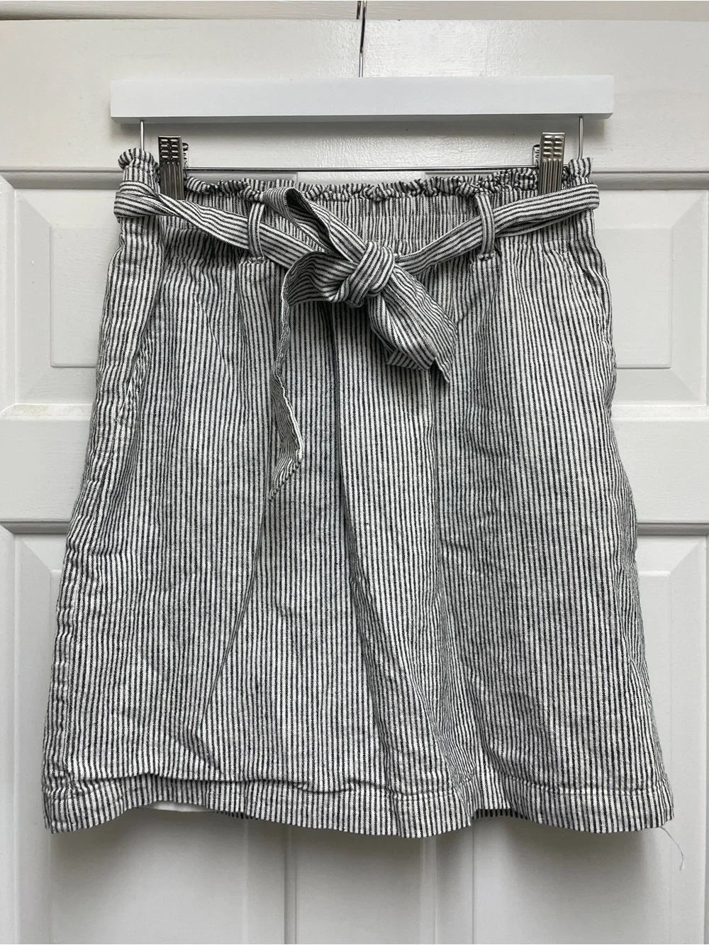 Striped Waist Mini Skirt - Black & White